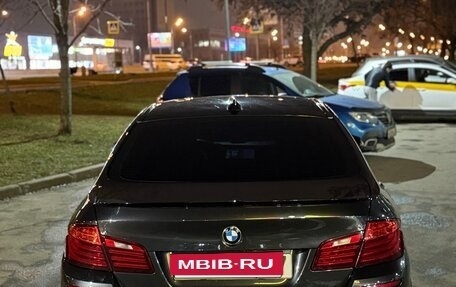 BMW 5 серия, 2011 год, 1 900 000 рублей, 4 фотография