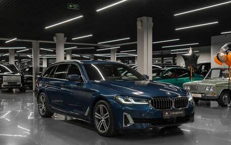 BMW 5 серия, 2022 год, 5 600 000 рублей, 2 фотография