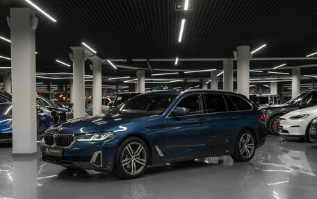 BMW 5 серия, 2022 год, 5 600 000 рублей, 1 фотография