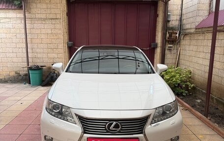 Lexus ES VII, 2012 год, 2 300 000 рублей, 1 фотография