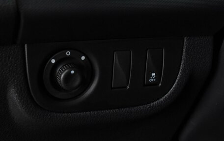 Renault Sandero II рестайлинг, 2019 год, 1 199 000 рублей, 15 фотография