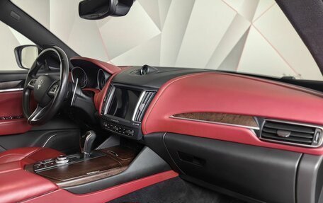 Maserati Levante I, 2017 год, 4 693 000 рублей, 12 фотография