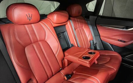 Maserati Levante I, 2017 год, 4 693 000 рублей, 16 фотография