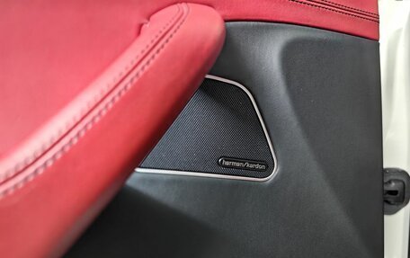 Maserati Levante I, 2017 год, 4 693 000 рублей, 24 фотография