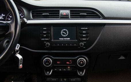 KIA Rio IV, 2018 год, 1 385 000 рублей, 15 фотография