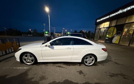 Mercedes-Benz E-Класс, 2013 год, 1 750 000 рублей, 2 фотография