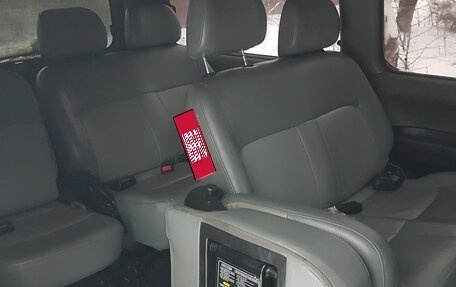 Hyundai Starex I рестайлинг, 2005 год, 850 000 рублей, 14 фотография