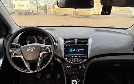 Hyundai Solaris II рестайлинг, 2015 год, 1 200 000 рублей, 6 фотография