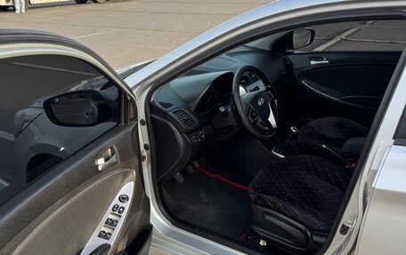 Hyundai Solaris II рестайлинг, 2015 год, 1 200 000 рублей, 8 фотография