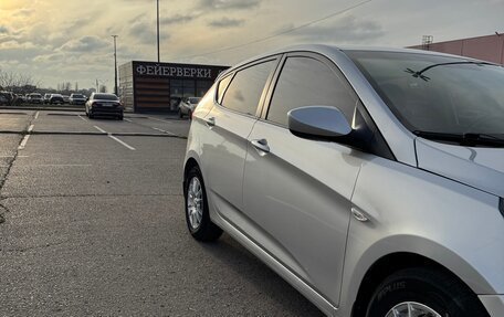 Hyundai Solaris II рестайлинг, 2015 год, 1 200 000 рублей, 9 фотография