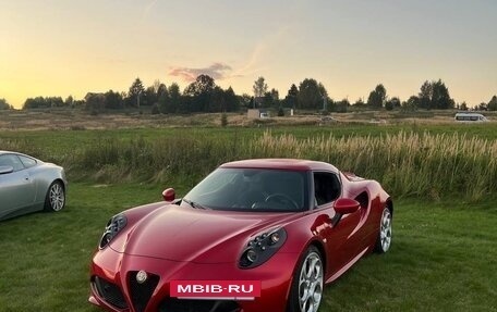 Alfa Romeo 4C, 2014 год, 12 000 000 рублей, 18 фотография