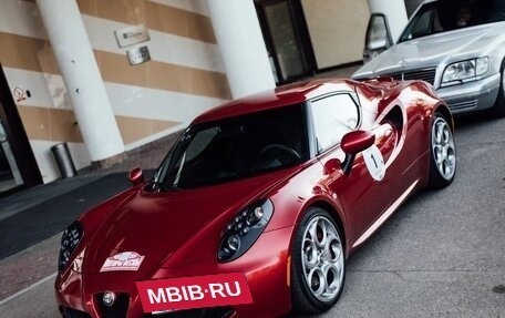 Alfa Romeo 4C, 2014 год, 12 000 000 рублей, 30 фотография