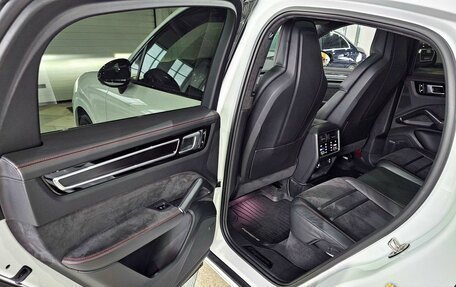 Porsche Cayenne III, 2021 год, 12 879 000 рублей, 16 фотография