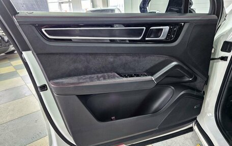 Porsche Cayenne III, 2021 год, 12 879 000 рублей, 10 фотография