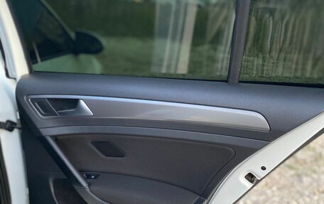 Volkswagen Golf VII, 2013 год, 1 200 000 рублей, 17 фотография