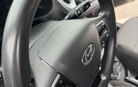 Hyundai Solaris II рестайлинг, 2017 год, 1 150 000 рублей, 28 фотография