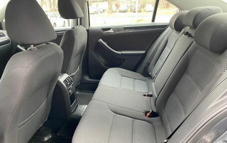 Volkswagen Jetta VI, 2018 год, 1 499 000 рублей, 8 фотография