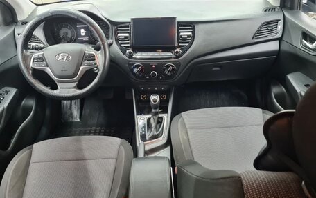 Hyundai Solaris II рестайлинг, 2020 год, 1 630 000 рублей, 12 фотография