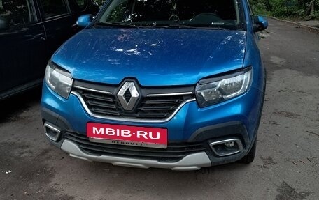 Renault Sandero II рестайлинг, 2019 год, 1 100 000 рублей, 3 фотография