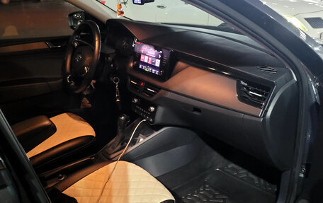 Skoda Rapid II, 2021 год, 1 680 000 рублей, 9 фотография