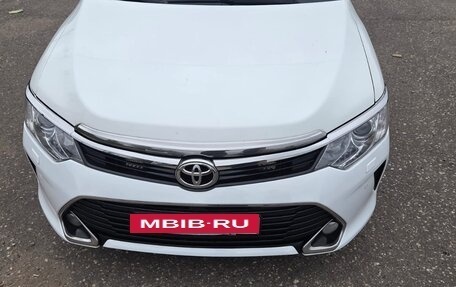 Toyota Camry, 2016 год, 2 400 000 рублей, 2 фотография