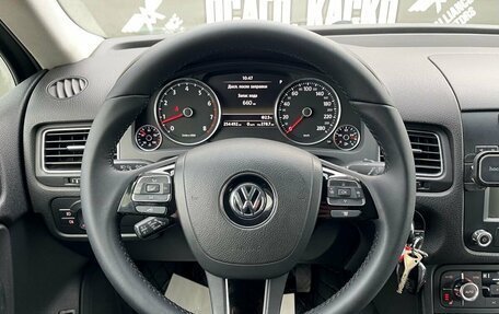 Volkswagen Touareg III, 2012 год, 1 895 000 рублей, 15 фотография