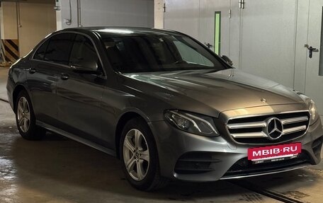 Mercedes-Benz E-Класс, 2019 год, 2 600 000 рублей, 5 фотография