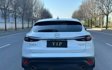 Mazda CX-4, 2021 год, 1 890 002 рублей, 21 фотография