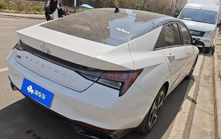 Hyundai Elantra, 2022 год, 1 280 457 рублей, 4 фотография