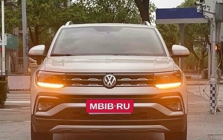 Volkswagen T-Cross I, 2022 год, 1 497 000 рублей, 2 фотография