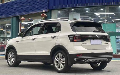 Volkswagen T-Cross I, 2022 год, 1 497 000 рублей, 5 фотография