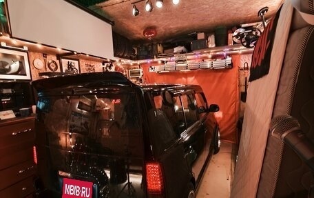 Scion xB II рестайлинг, 2004 год, 1 100 000 рублей, 36 фотография