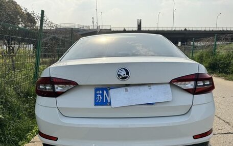 Skoda Octavia IV, 2023 год, 1 500 000 рублей, 4 фотография