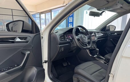 Volkswagen T-Roc I, 2022 год, 1 600 190 рублей, 7 фотография