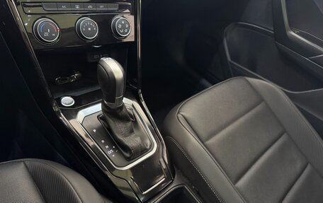 Volkswagen T-Roc I, 2022 год, 1 600 190 рублей, 12 фотография