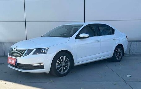 Skoda Octavia IV, 2023 год, 1 700 000 рублей, 3 фотография