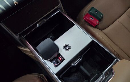 Land Rover Range Rover IV рестайлинг, 2024 год, 22 000 000 рублей, 7 фотография