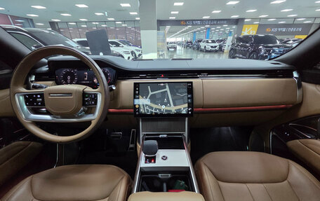 Land Rover Range Rover IV рестайлинг, 2024 год, 22 000 000 рублей, 5 фотография