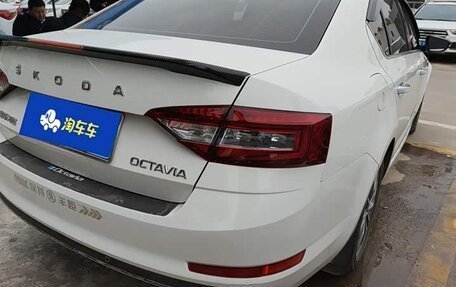 Skoda Octavia IV, 2023 год, 1 700 000 рублей, 2 фотография