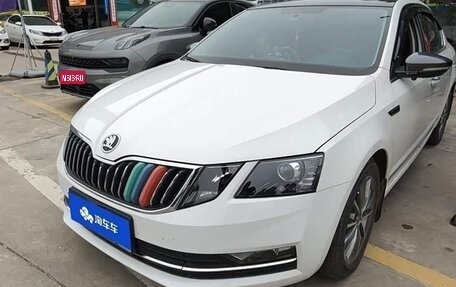 Skoda Octavia IV, 2023 год, 1 700 000 рублей, 1 фотография