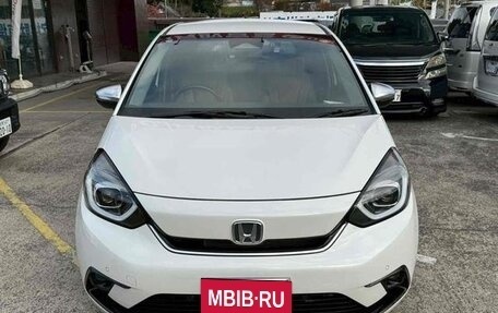 Honda Fit, 2022 год, 1 090 111 рублей, 2 фотография