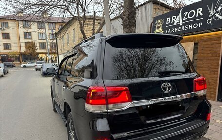 Toyota Land Cruiser 200, 2007 год, 2 700 000 рублей, 4 фотография