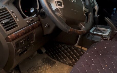 Toyota Land Cruiser 200, 2007 год, 2 700 000 рублей, 7 фотография