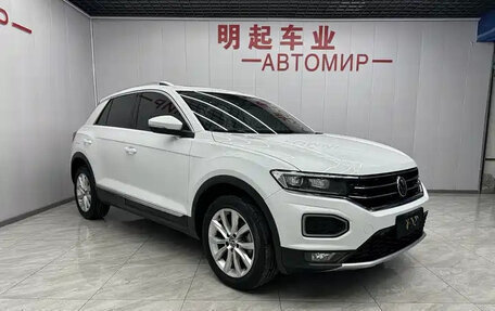 Volkswagen T-Roc I, 2021 год, 1 700 000 рублей, 5 фотография