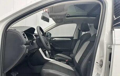 Volkswagen T-Roc I, 2021 год, 1 700 000 рублей, 6 фотография