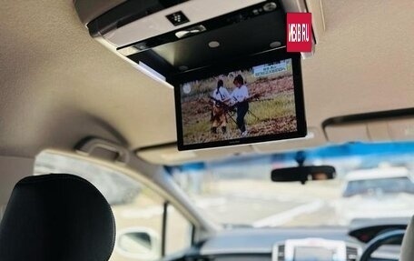 Honda Freed I, 2015 год, 723 000 рублей, 18 фотография