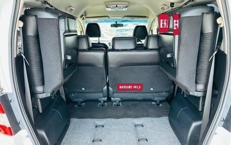 Honda Freed I, 2015 год, 723 000 рублей, 14 фотография