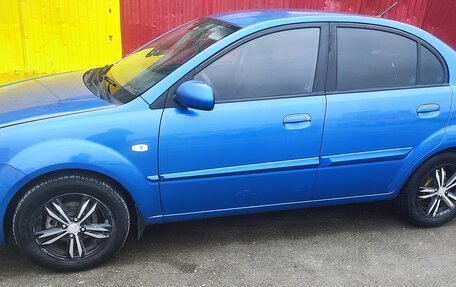 KIA Rio II, 2010 год, 555 555 рублей, 13 фотография