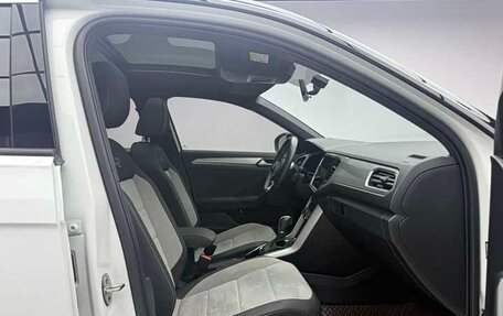 Volkswagen T-Roc I, 2022 год, 1 450 333 рублей, 8 фотография