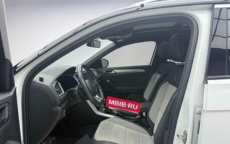 Volkswagen T-Roc I, 2022 год, 1 450 333 рублей, 9 фотография